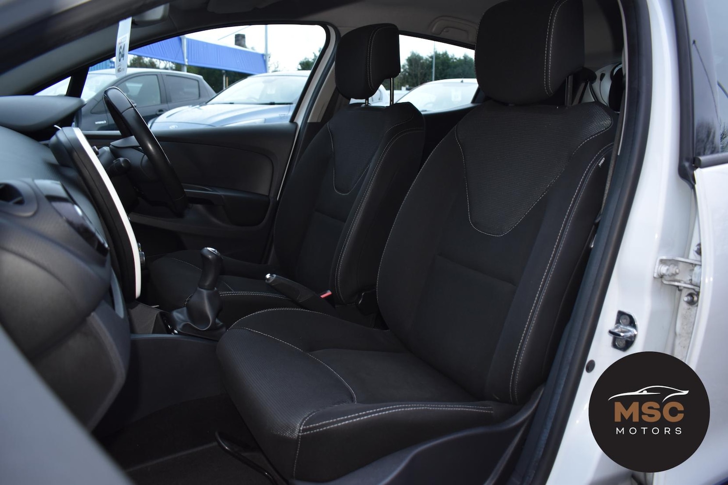 Used Renault Clio 2016 for sale - 76818130: Photo 33