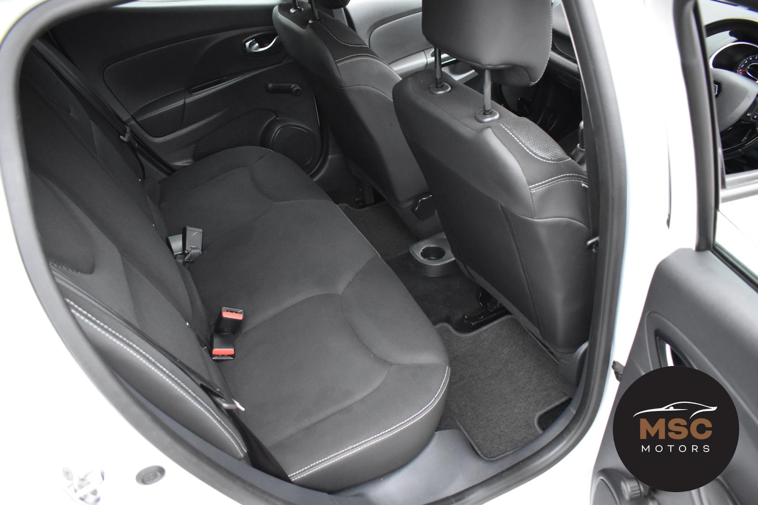 Used Renault Clio 2016 for sale - 76818130: Photo 34