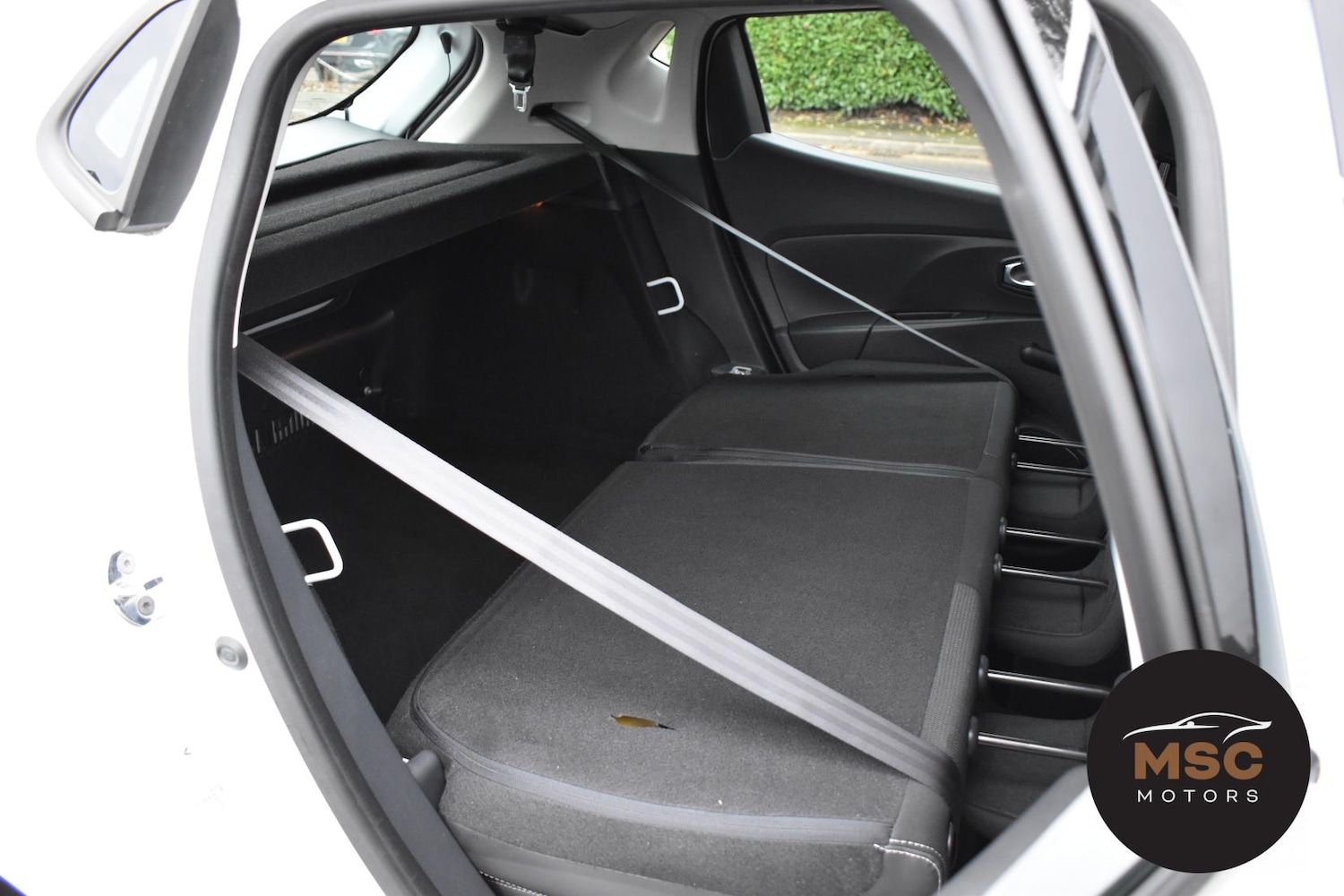 Used Renault Clio 2016 for sale - 76818130: Photo 36