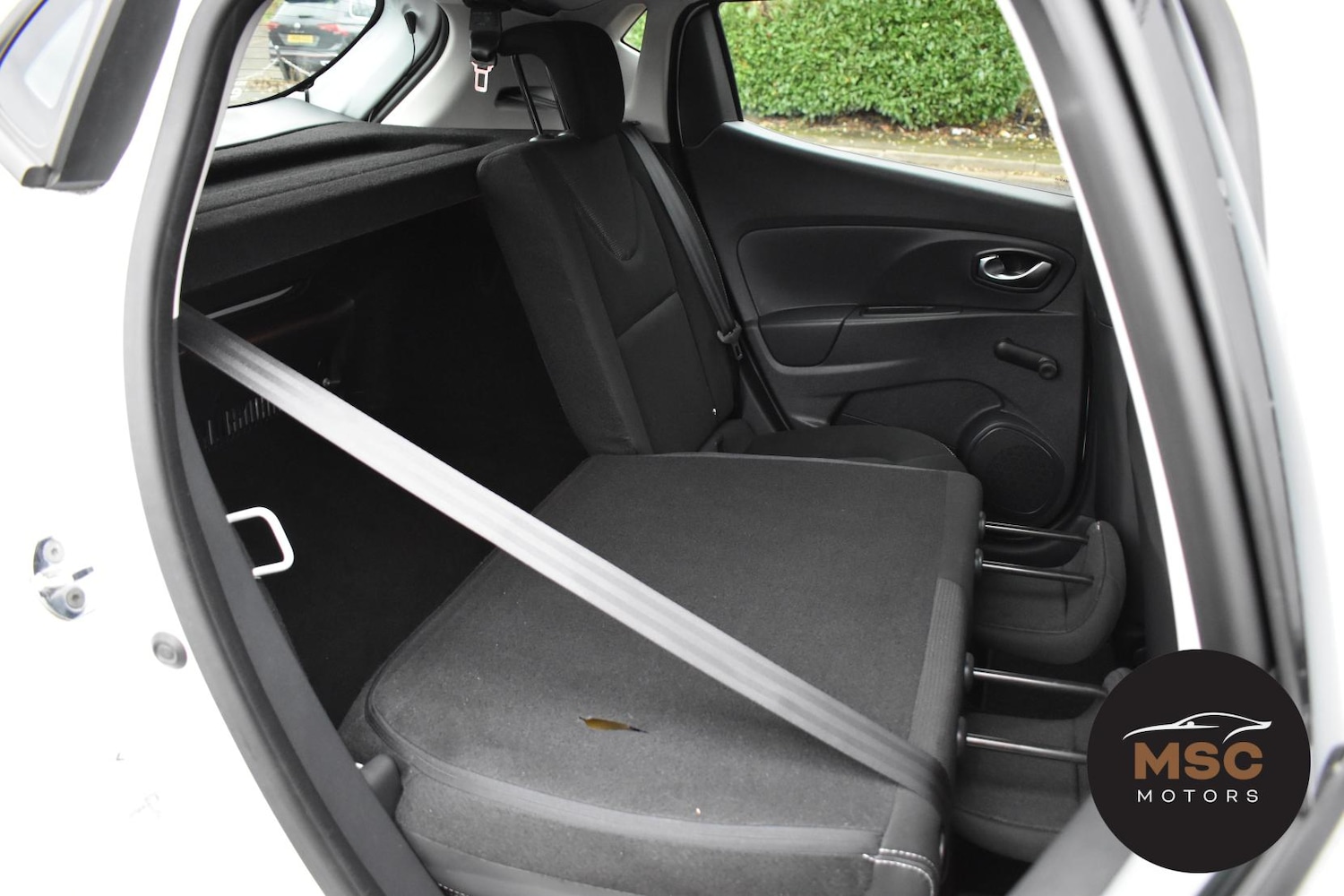 Used Renault Clio 2016 for sale - 76818130: Photo 38