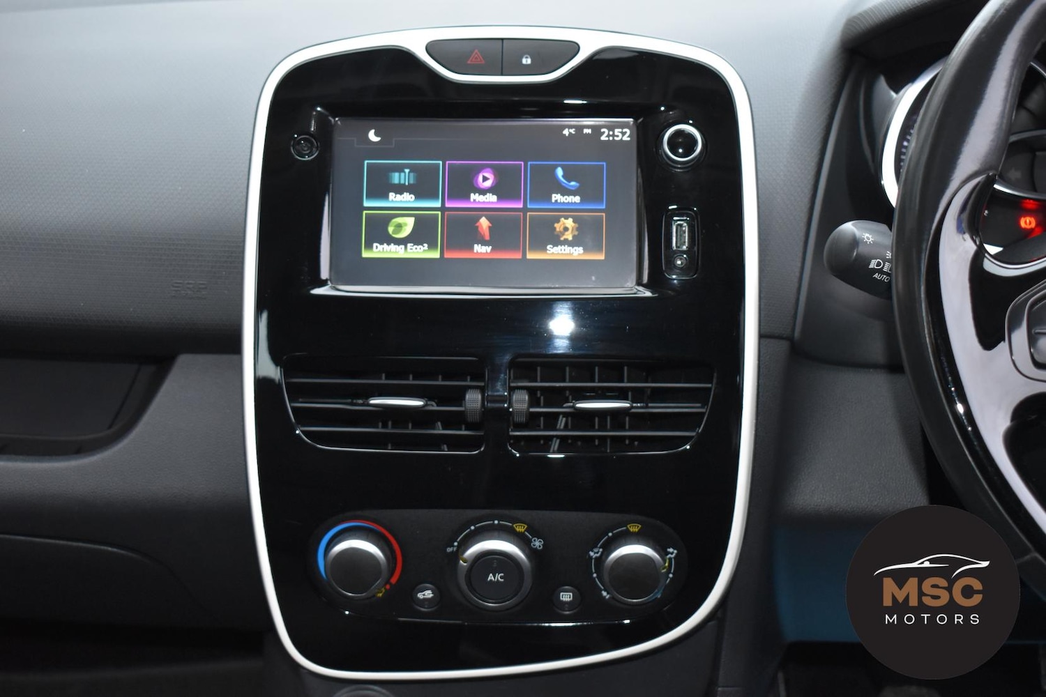 Used Renault Clio 2016 for sale - 76818130: Photo 44