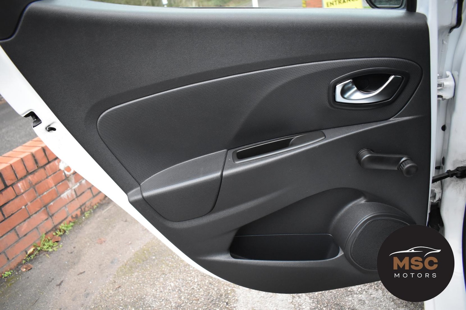 Used Renault Clio 2016 for sale - 76818130: Photo 58