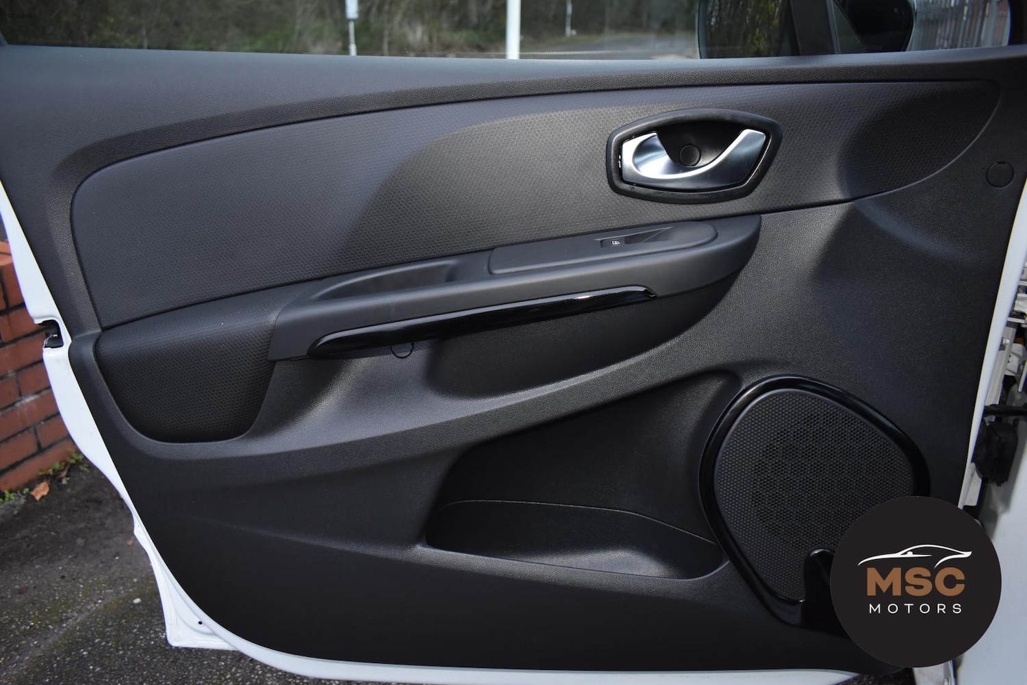 Used Renault Clio 2016 for sale - 76818130: Photo 59