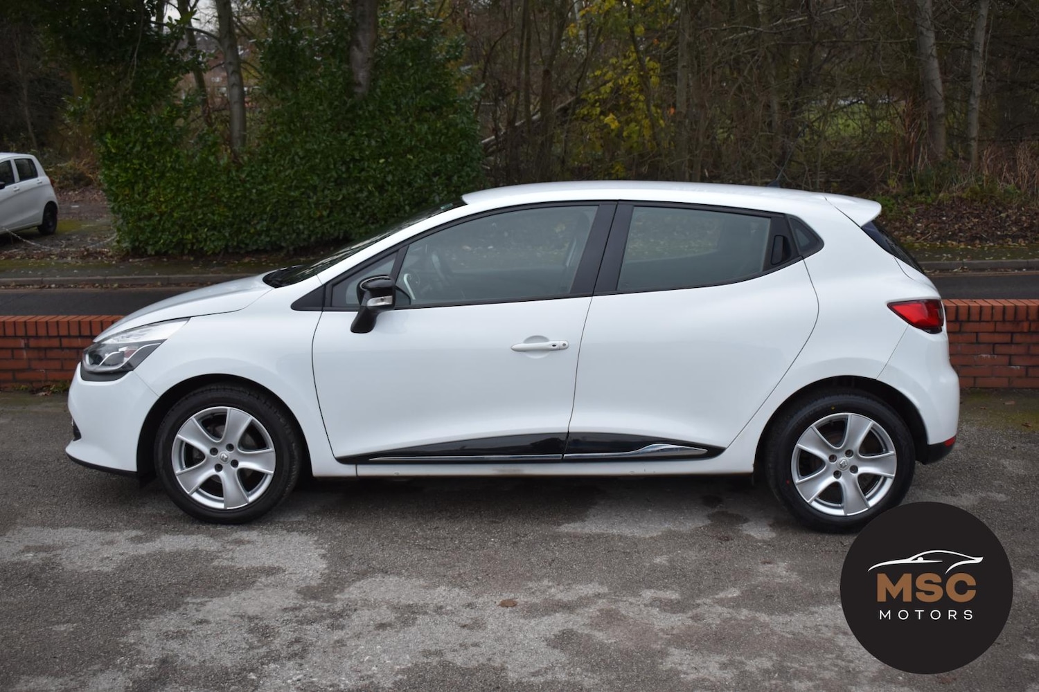 Used Renault Clio 2016 for sale - 76818130: Photo 9