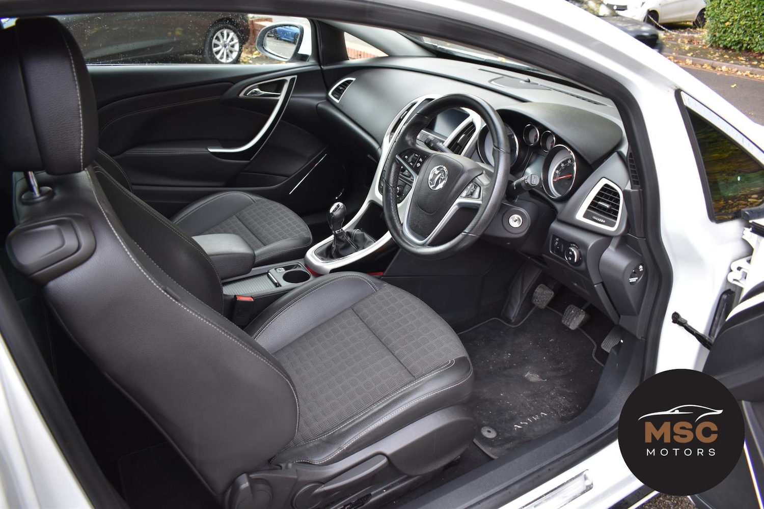 Used Vauxhall Astra GTC 2011 for sale - 76545469: Photo 11