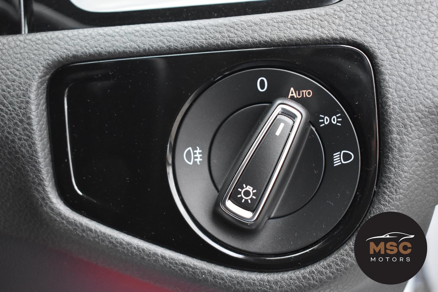 Used Volkswagen Golf 2018 for sale - 77423818: Photo 31