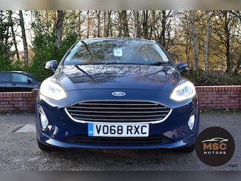 Used Ford Fiesta 2018 for sale - 77055745: Photo