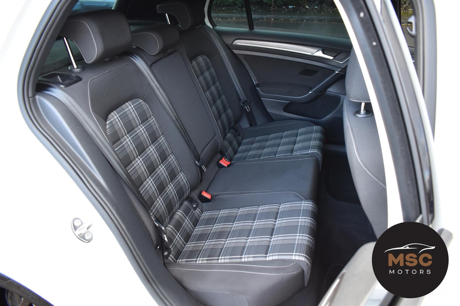 Used Volkswagen Golf 2017 for sale - 76494343: Photo 36