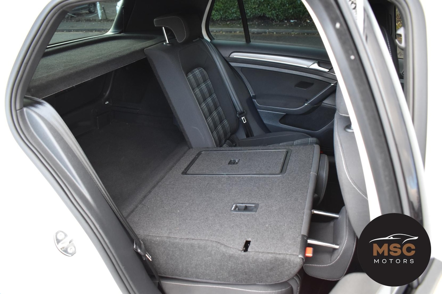 Used Volkswagen Golf 2017 for sale - 76494343: Photo 39