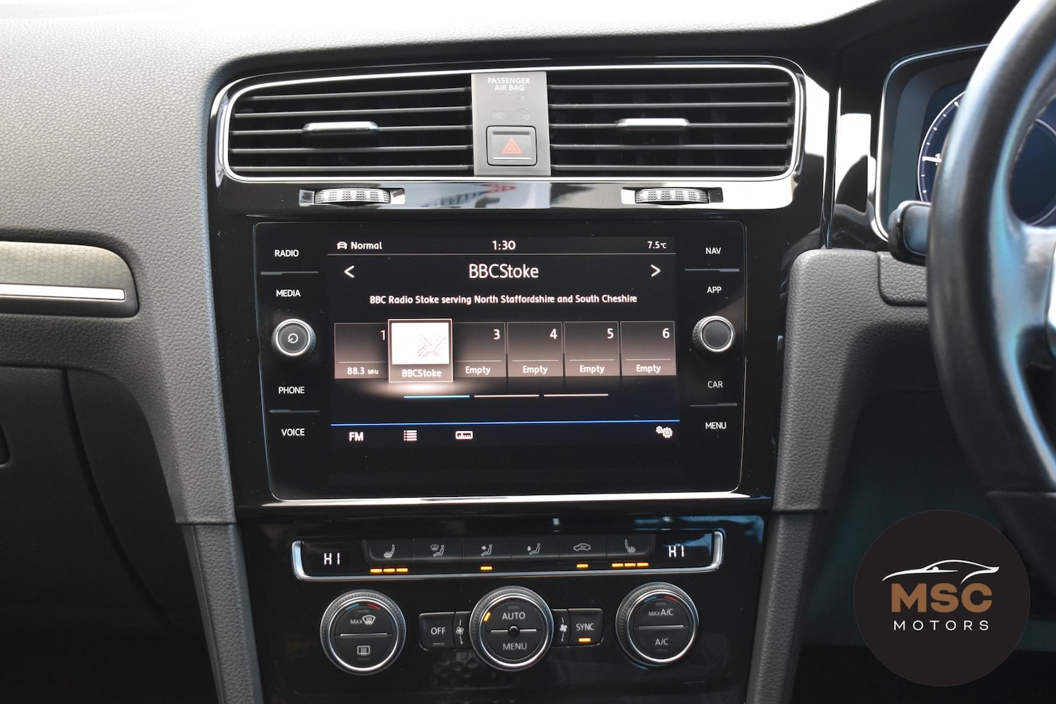 Used Volkswagen Golf 2017 for sale - 76494343: Photo 47