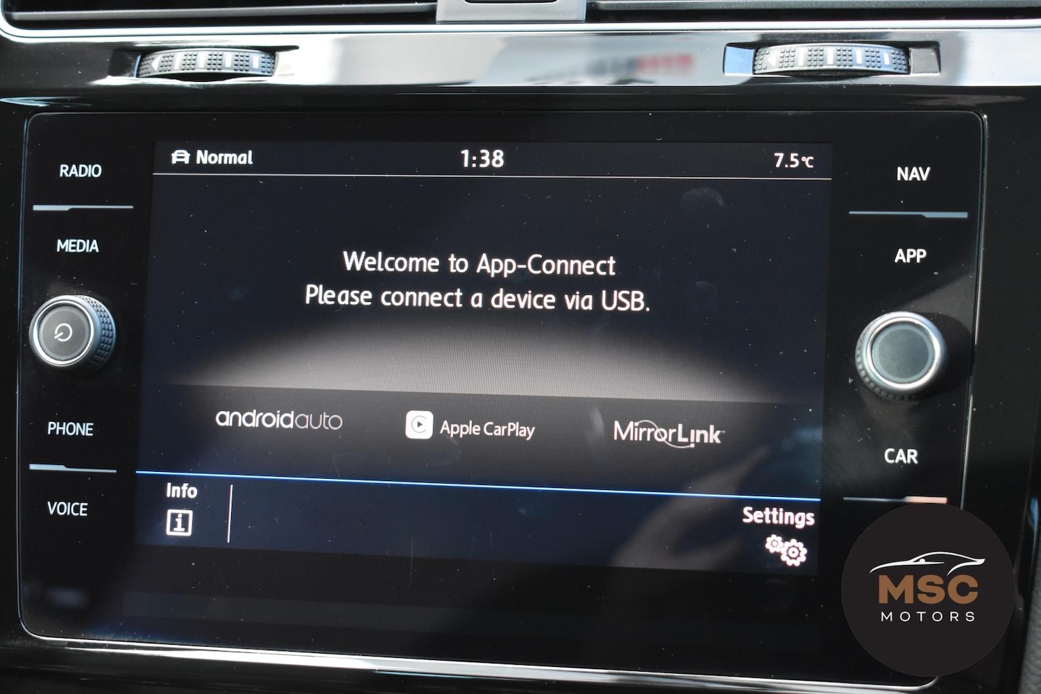 Used Volkswagen Golf 2017 for sale - 76494343: Photo 61