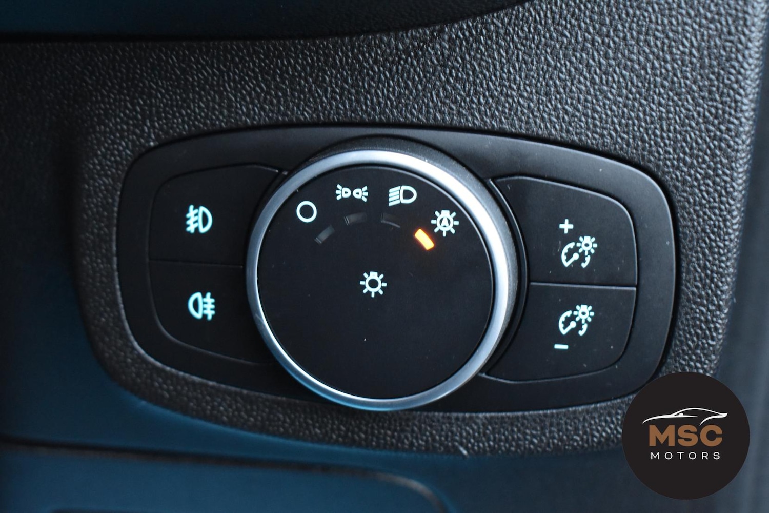 Used Ford Fiesta 2018 for sale - 76818120: Photo 31