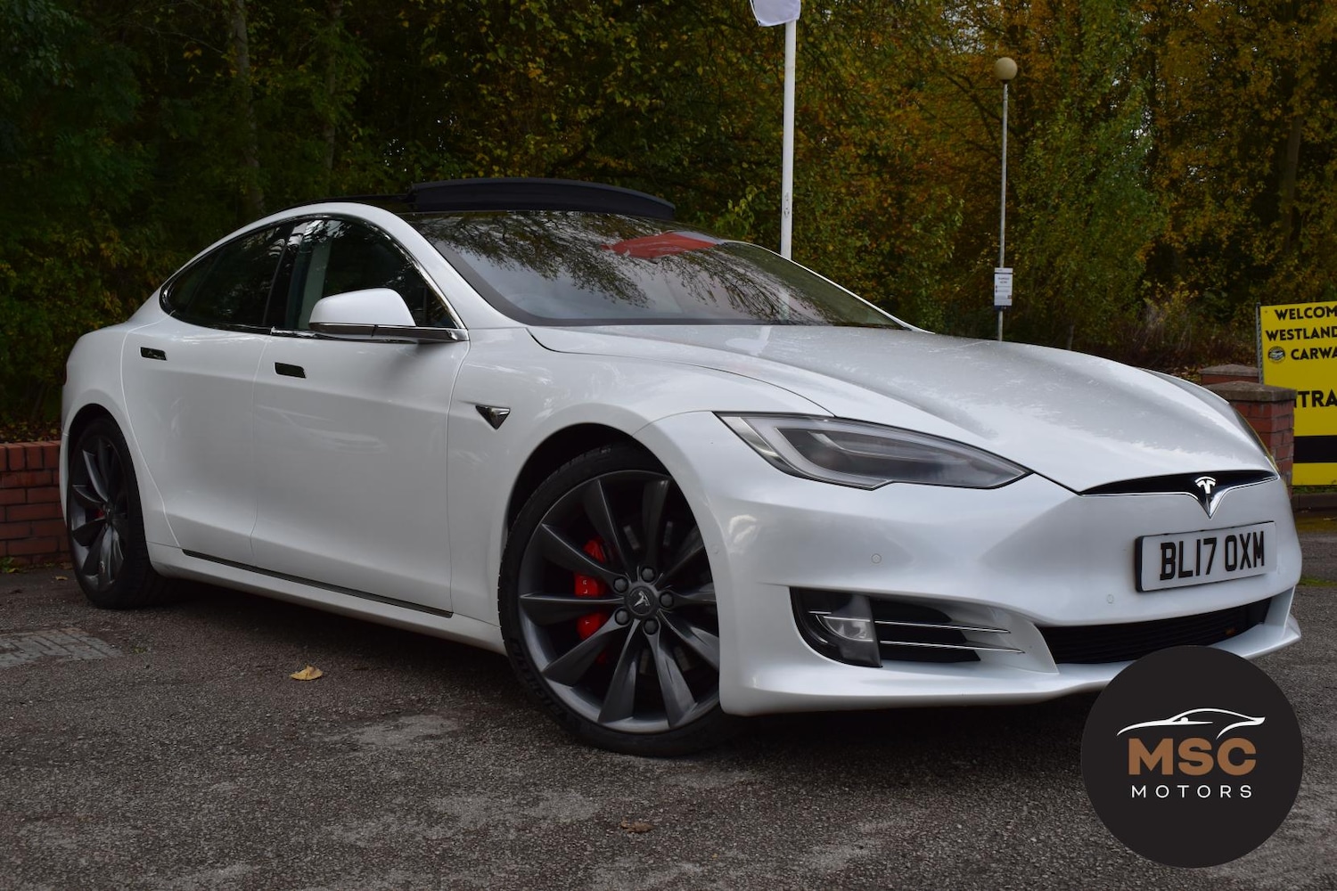 Used Tesla Model S 2017 for sale - 76172729: Photo 2