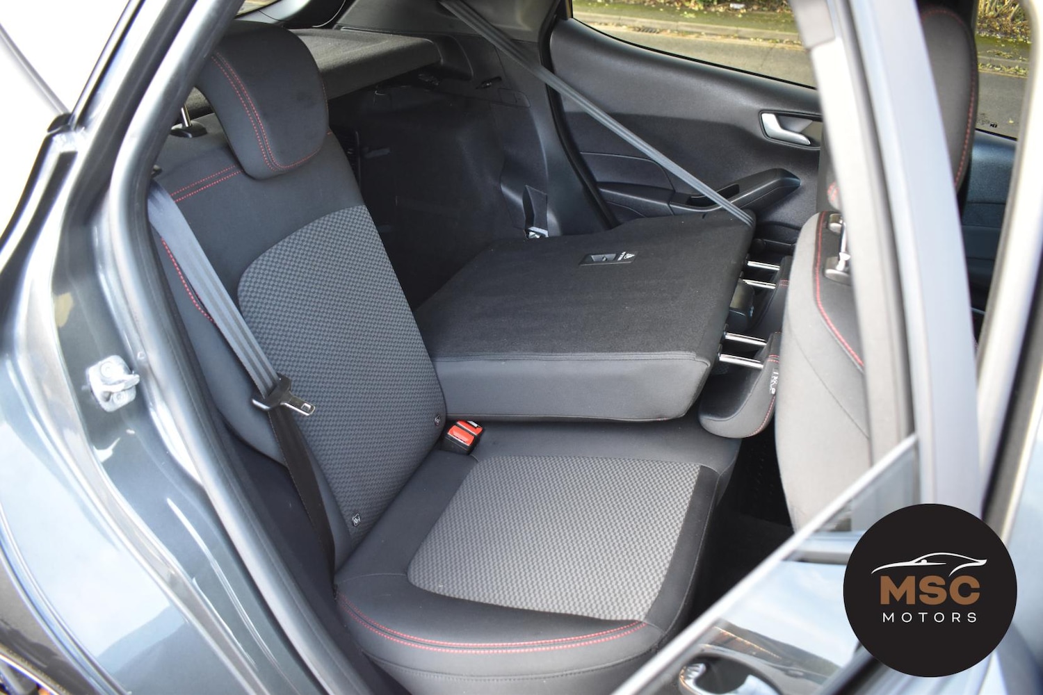 Used Ford Fiesta 2019 for sale - 76922290: Photo 38