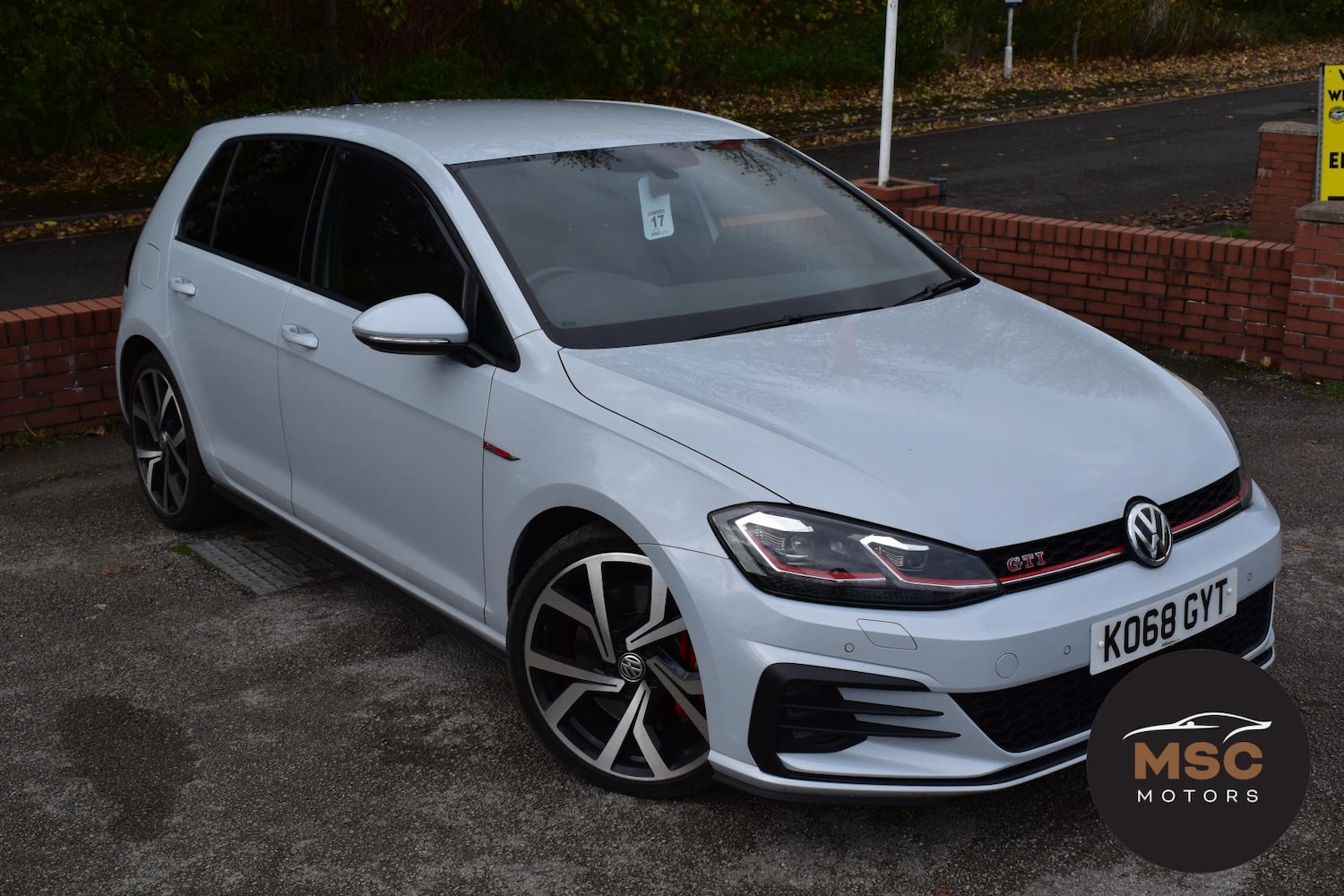 Used Volkswagen Golf 2018 for sale - 76467837: Photo 1