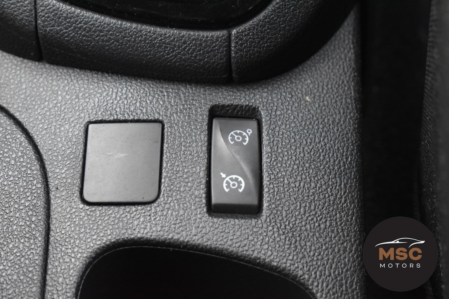 Used Renault Clio 2016 for sale - 77079398: Photo 15