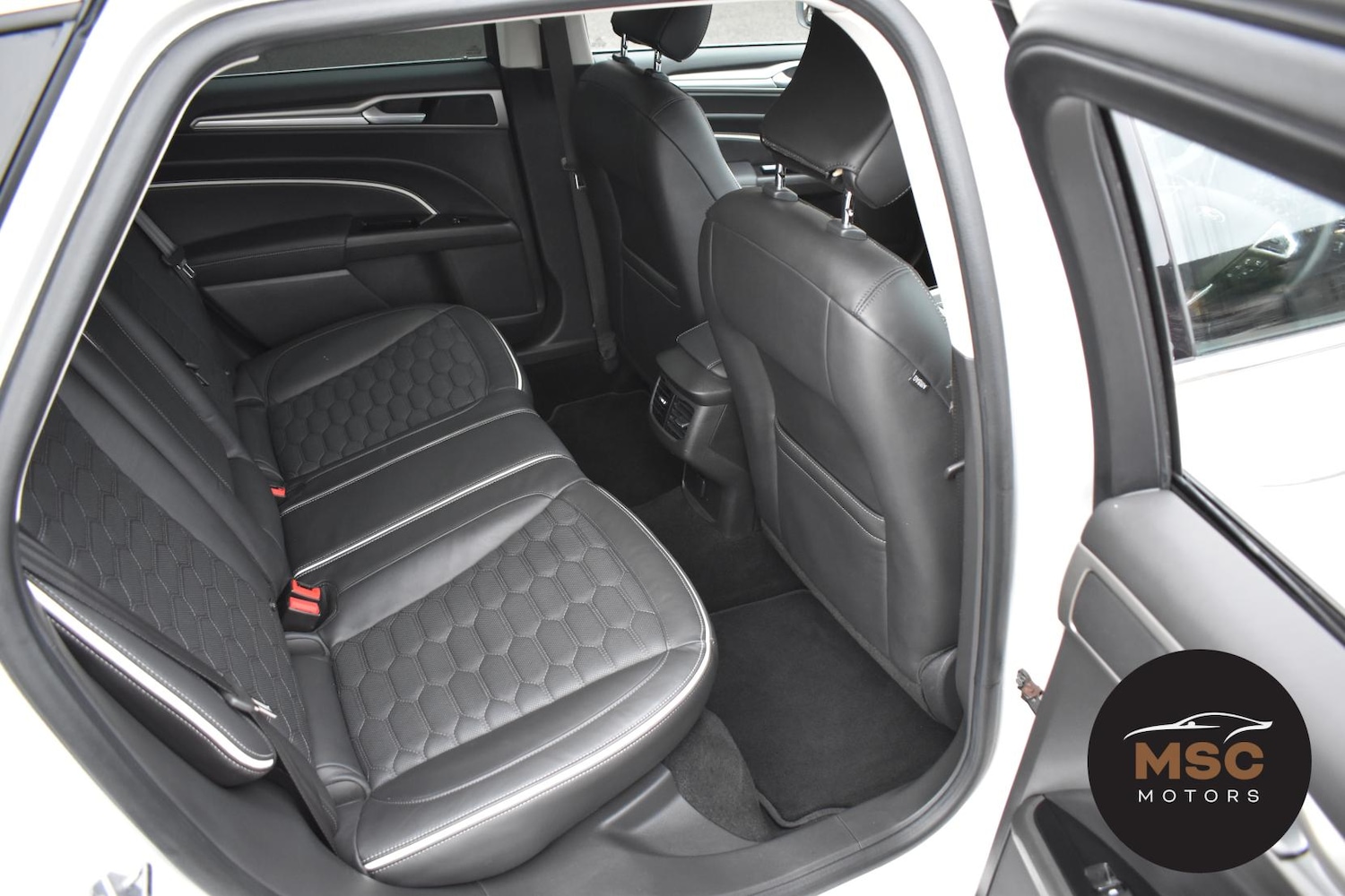 Used Ford Mondeo 2016 for sale - 76864291: Photo 38