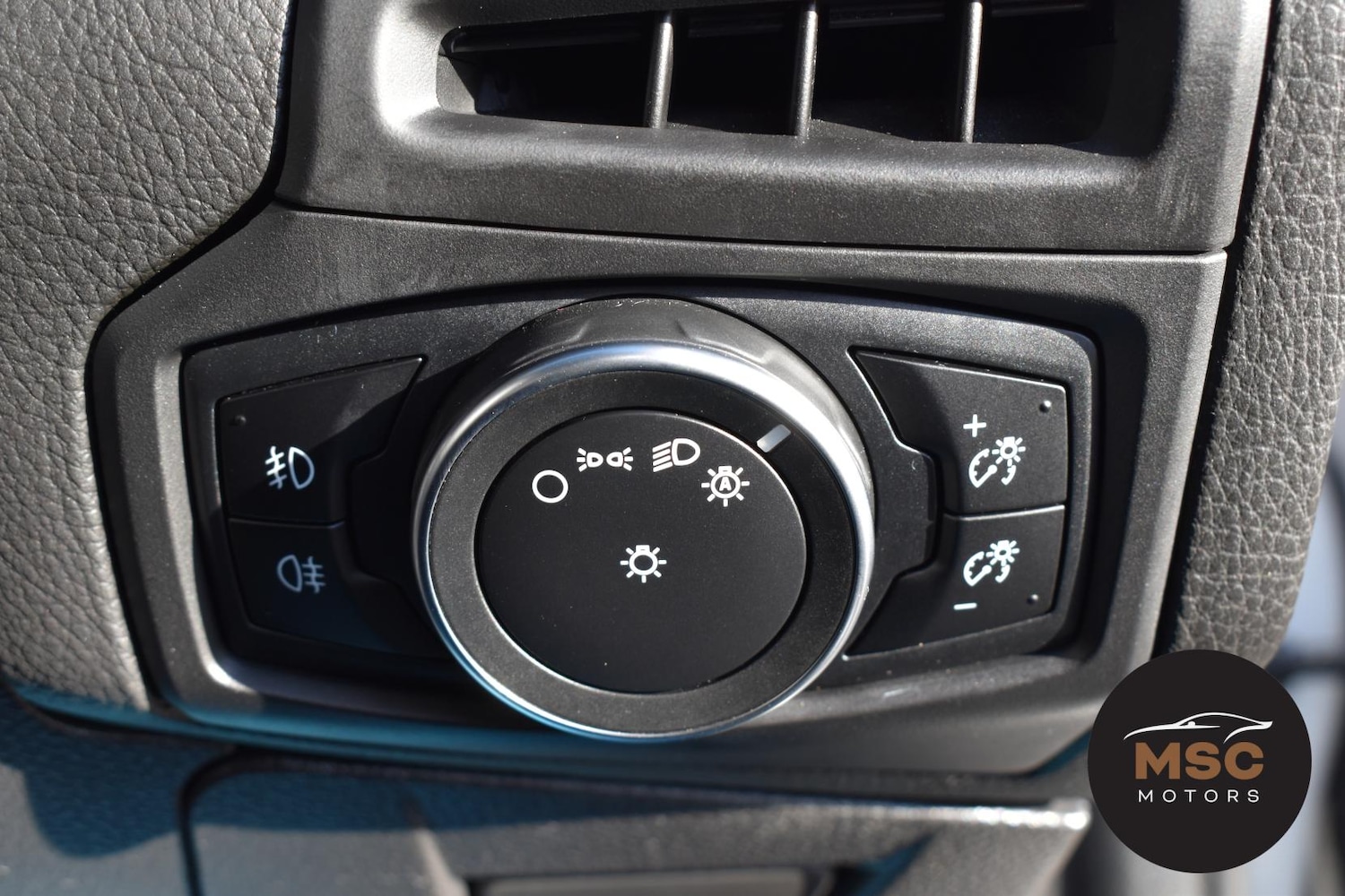 Used Ford Focus 2018 for sale - 76079892: Photo 30