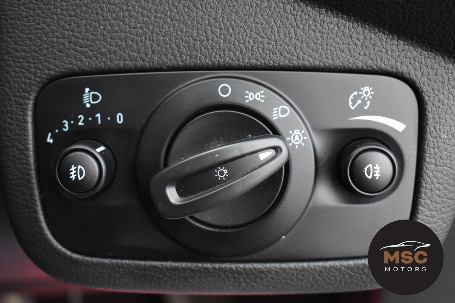 Used Ford Kuga 2018 for sale - 77822688: Photo 30