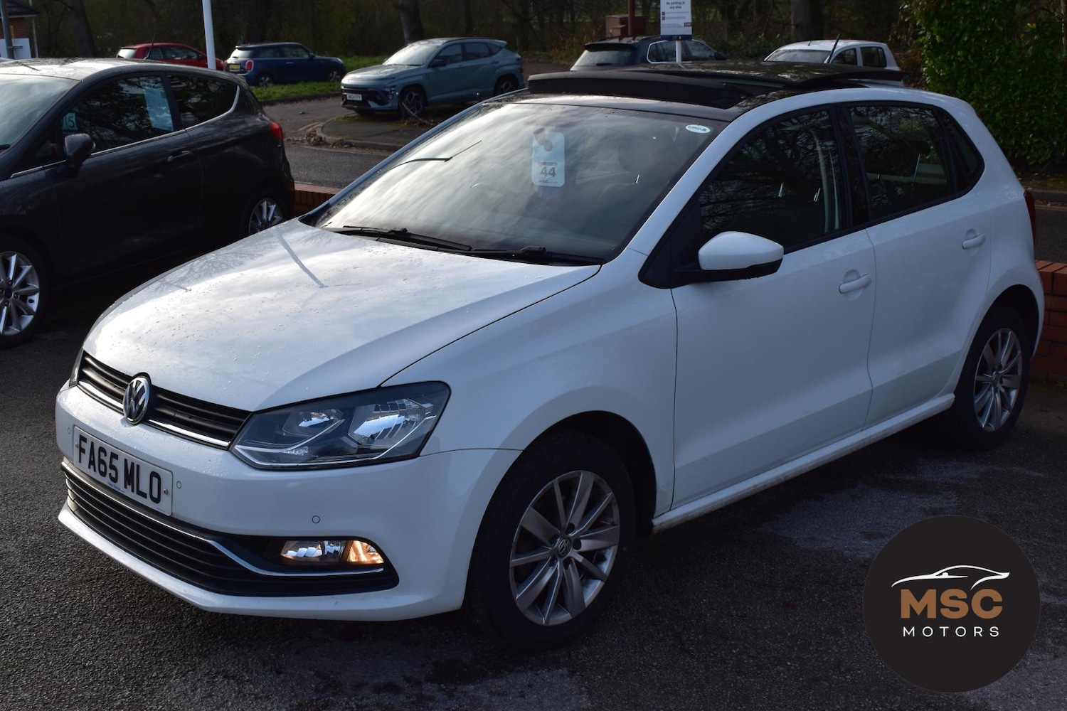 Used Volkswagen Polo 2016 for sale - 76709823: Photo 3