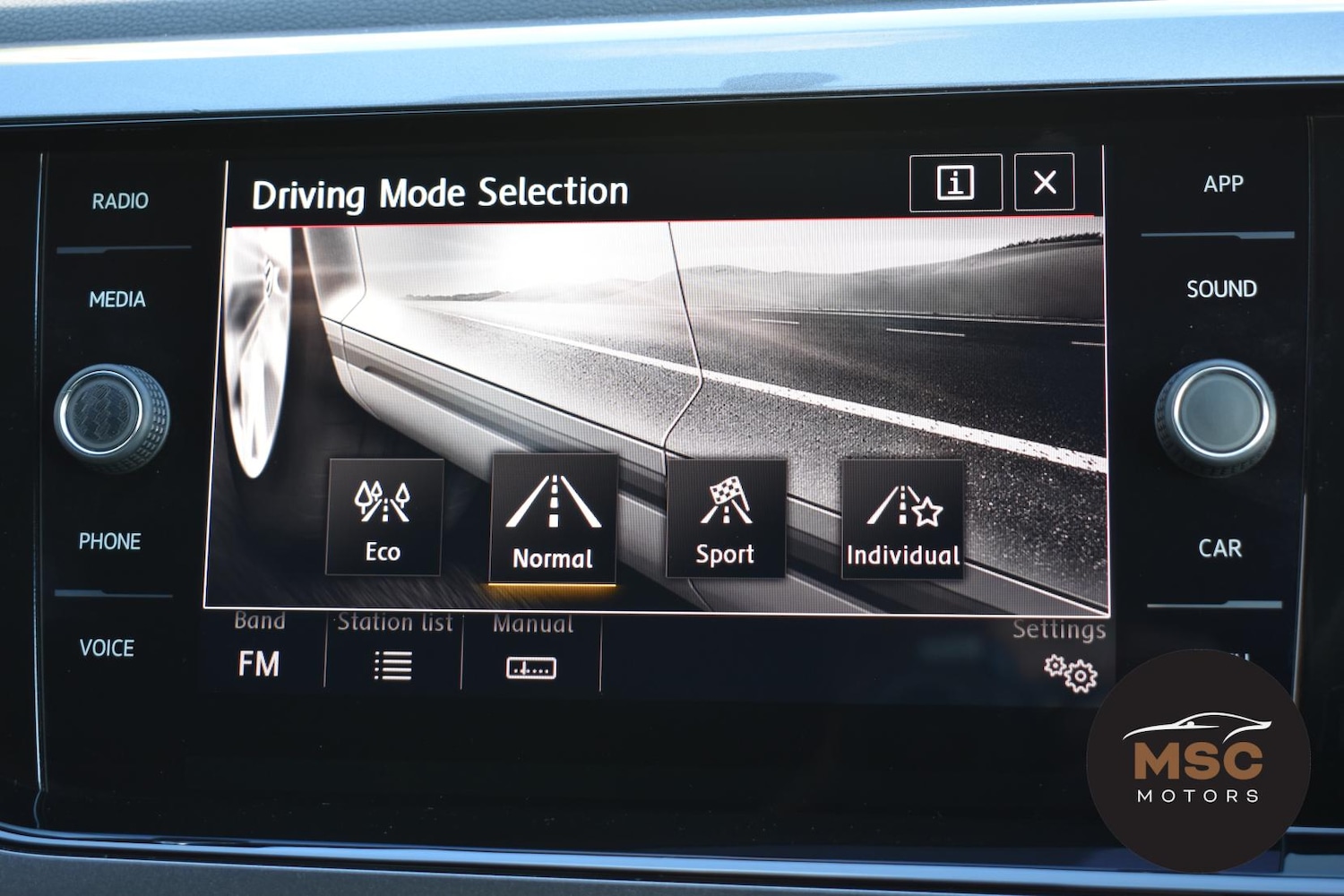 Used Volkswagen Polo 2019 for sale - 77656704: Photo 63