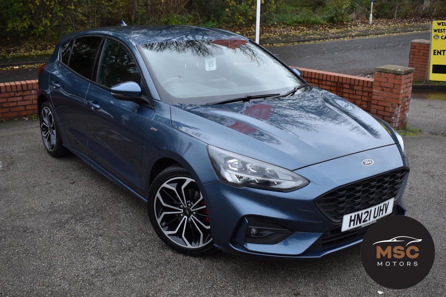 Used Ford Focus 2021 for sale - 76571947: Photo 2