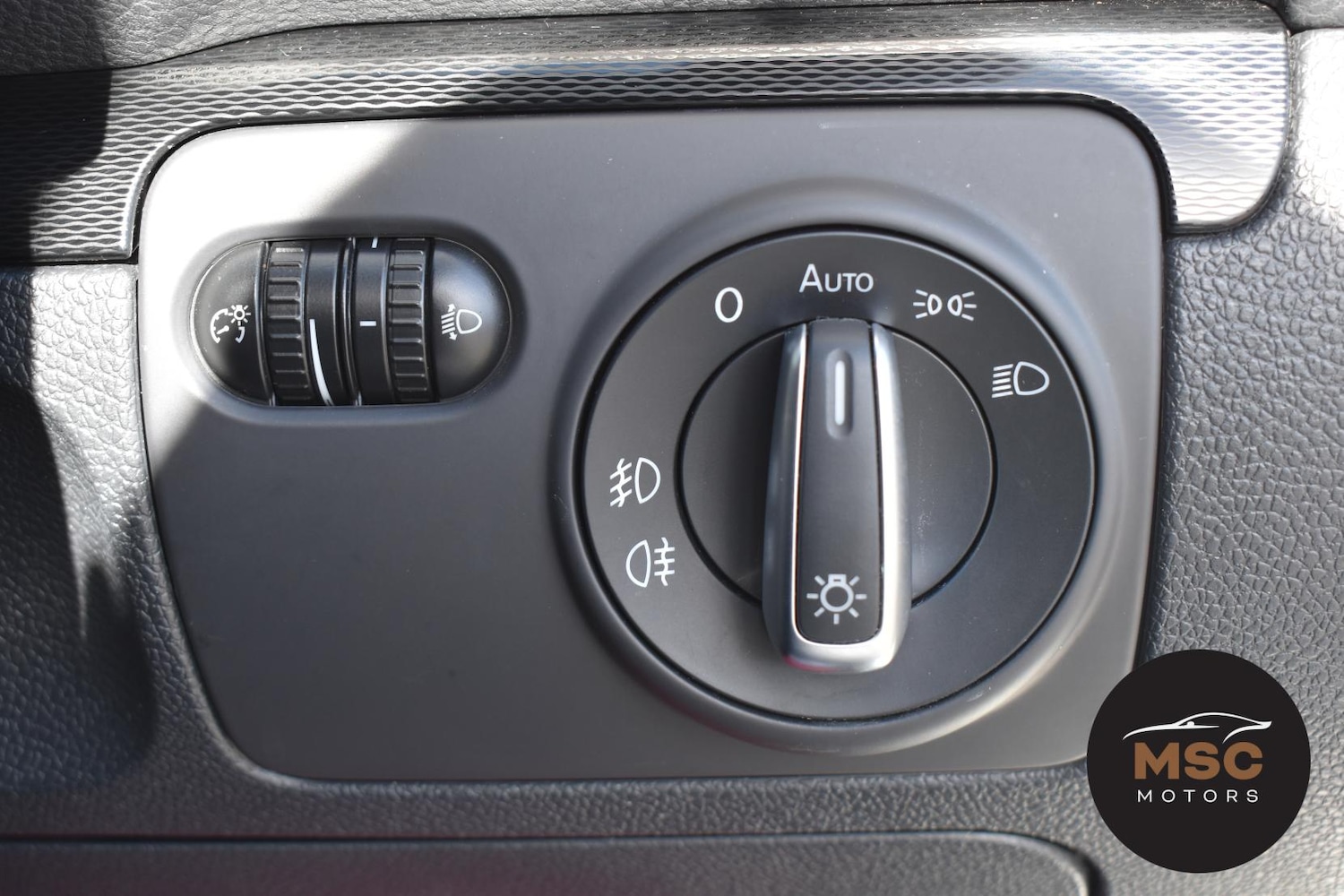 Used Volkswagen Scirocco 2017 for sale - 77409902: Photo 30