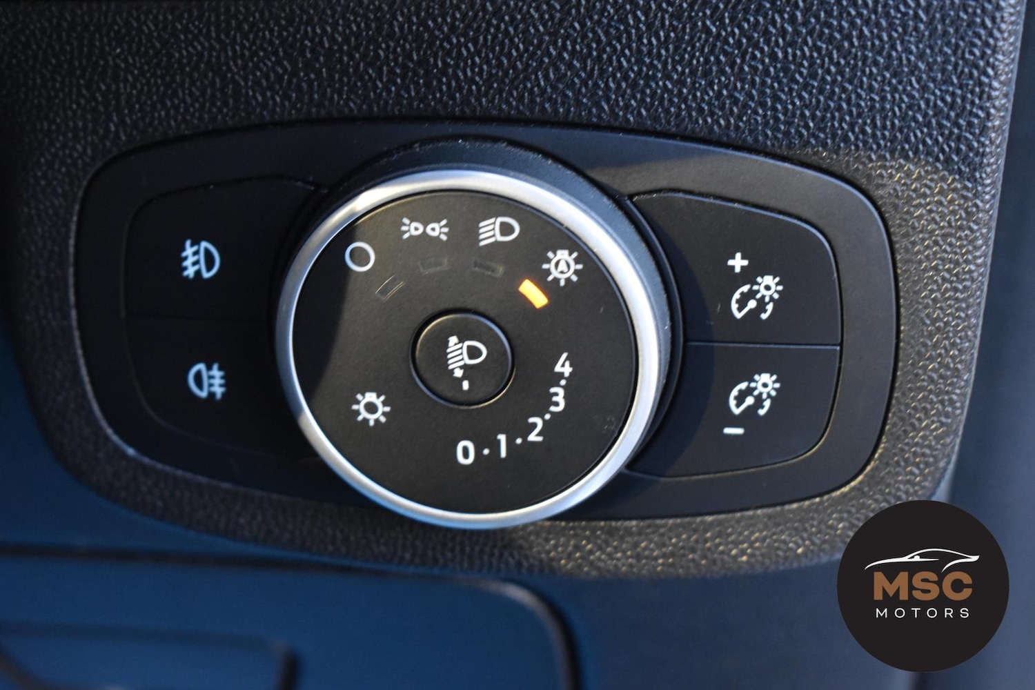 Used Ford Fiesta 2018 for sale - 76643881: Photo 30