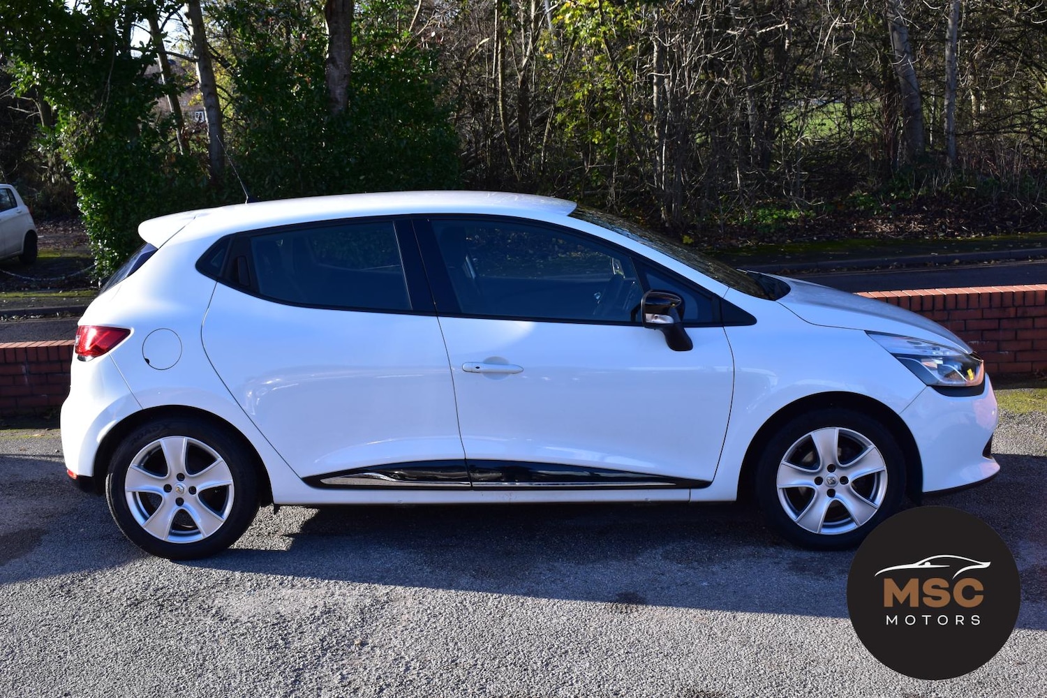 Used Renault Clio 2016 for sale - 76643873: Photo 21