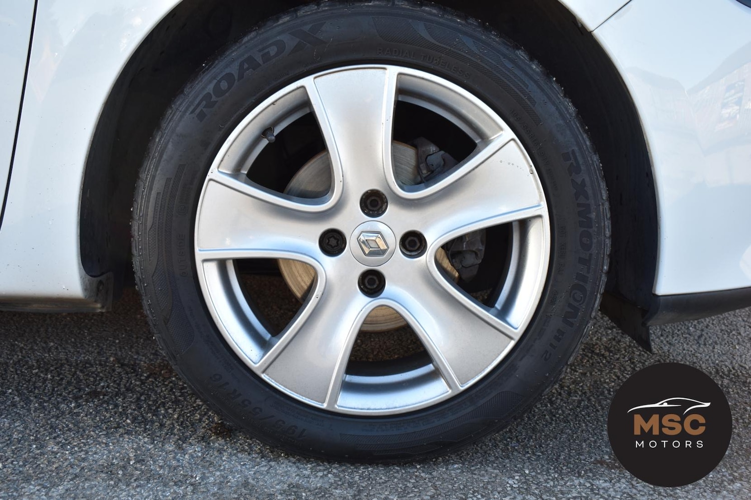 Used Renault Clio 2016 for sale - 76643873: Photo 25