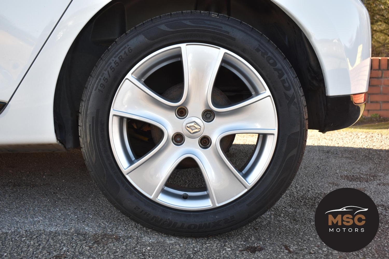 Used Renault Clio 2016 for sale - 76643873: Photo 27