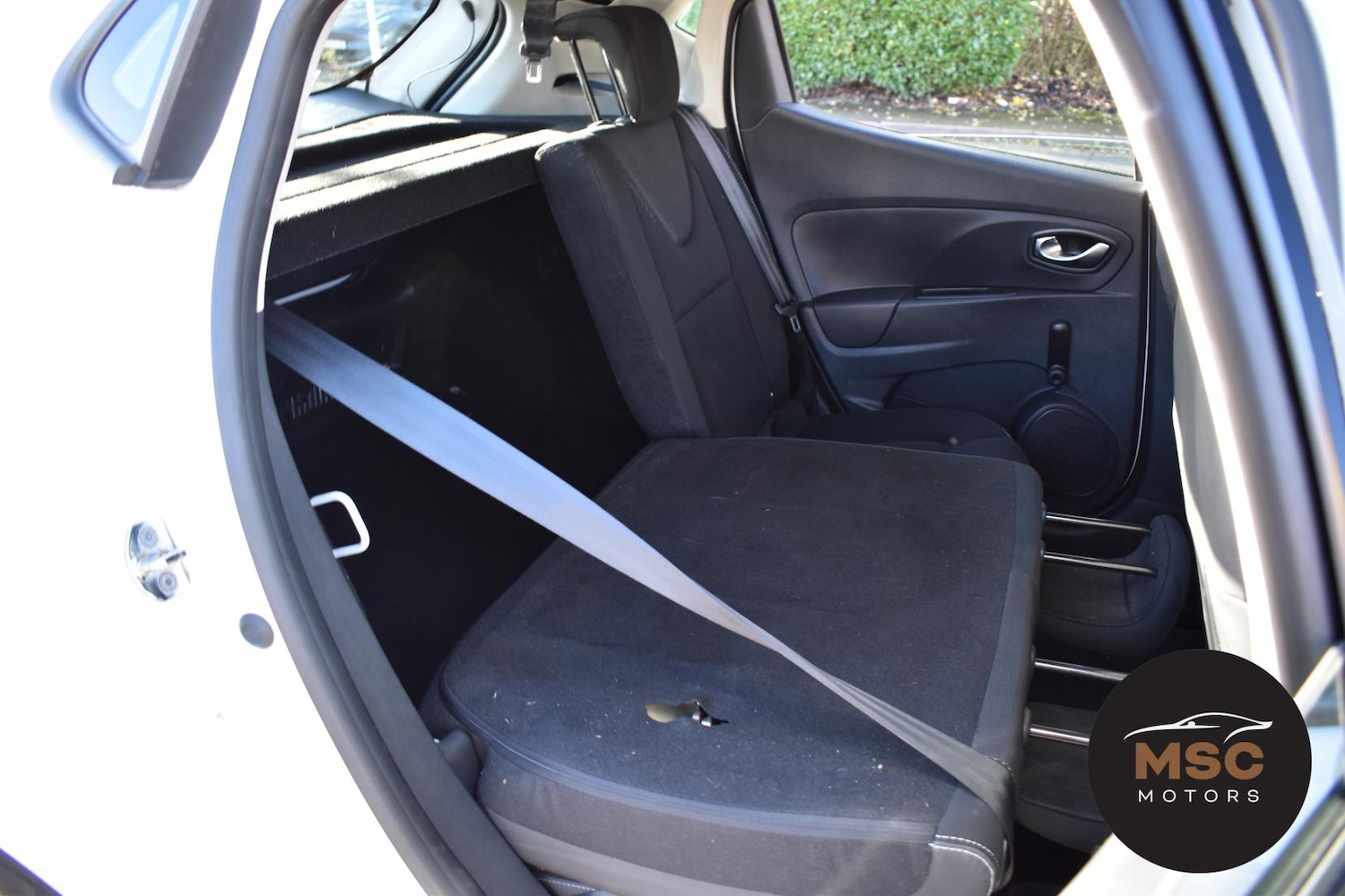 Used Renault Clio 2016 for sale - 76643873: Photo 38