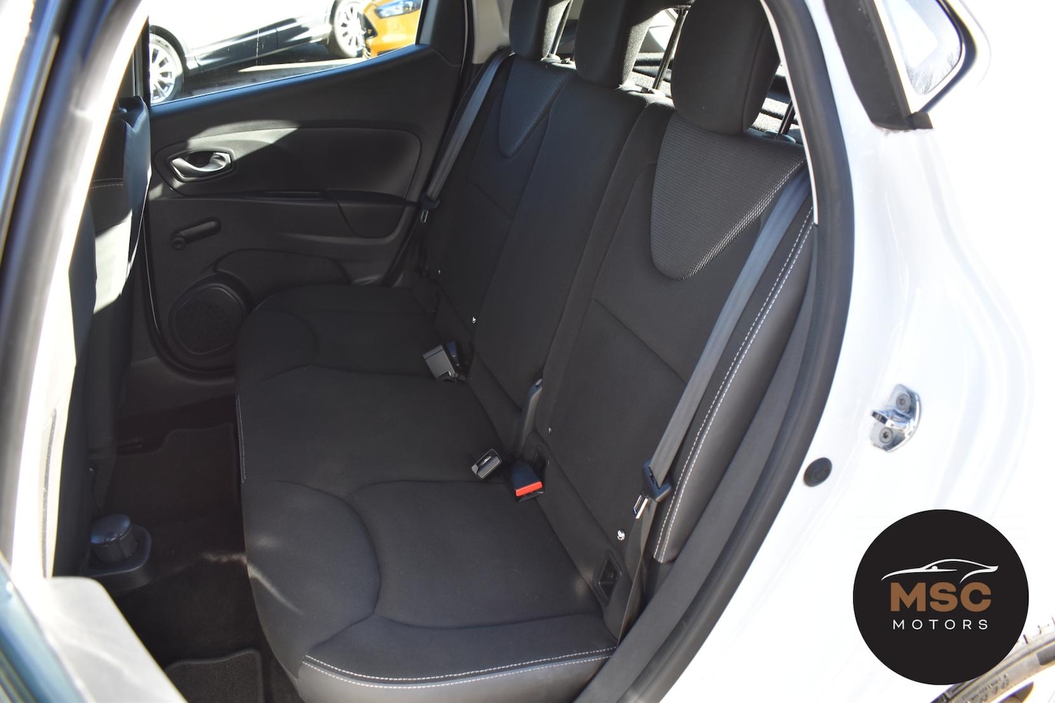 Used Renault Clio 2016 for sale - 76643873: Photo 40