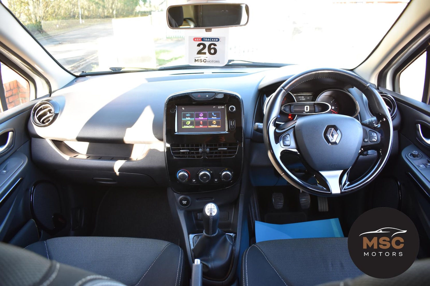 Used Renault Clio 2016 for sale - 76643873: Photo 41