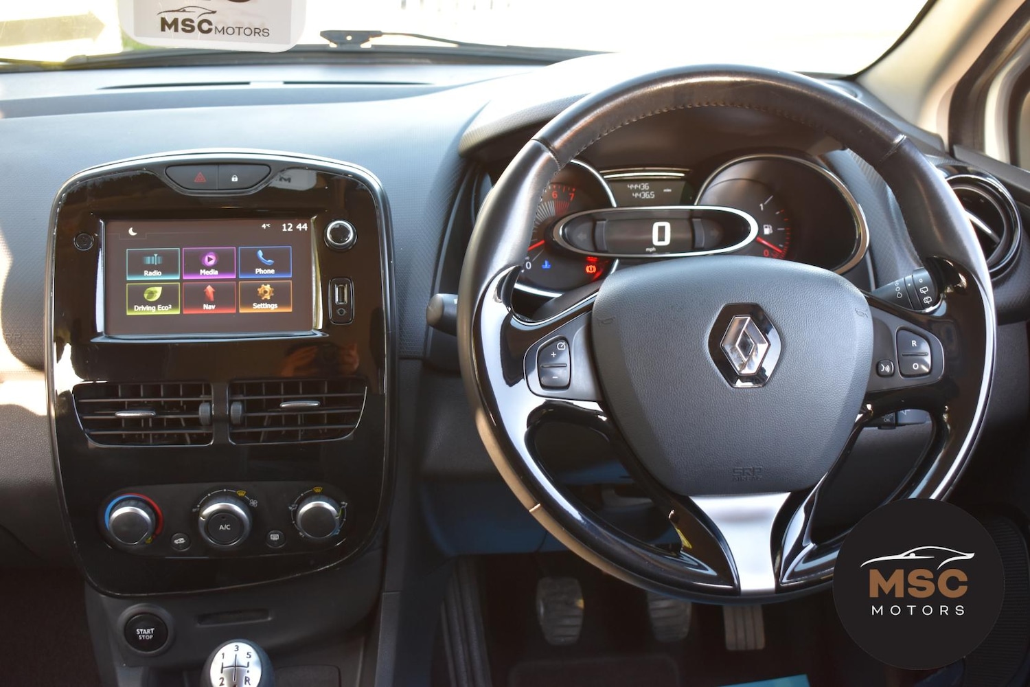 Used Renault Clio 2016 for sale - 76643873: Photo 42