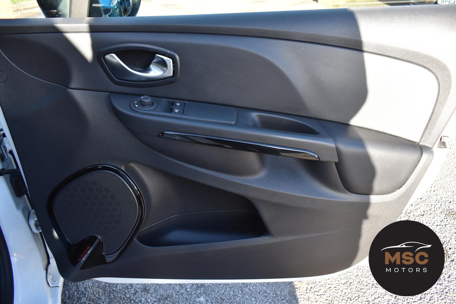 Used Renault Clio 2016 for sale - 76643873: Photo 57