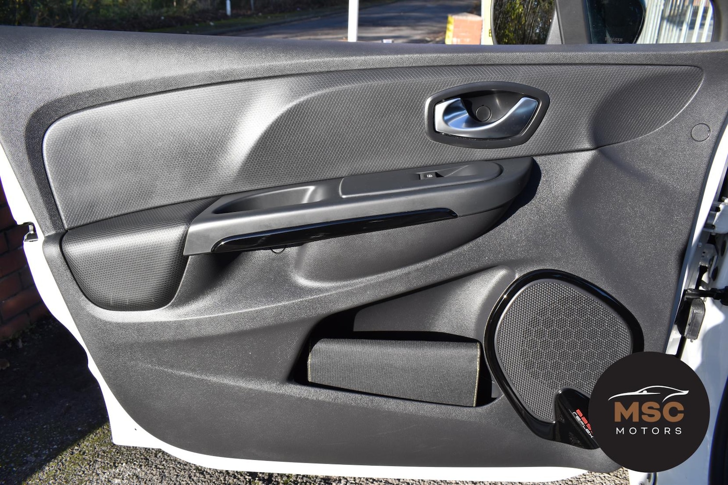 Used Renault Clio 2016 for sale - 76643873: Photo 60