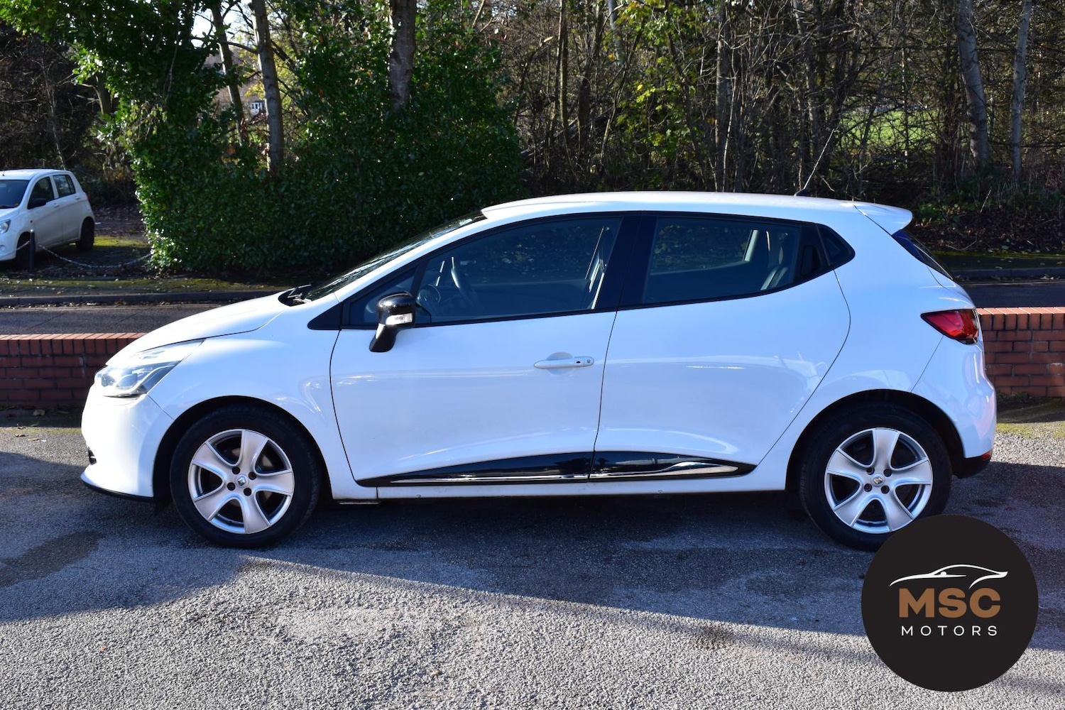 Used Renault Clio 2016 for sale - 76643873: Photo 9