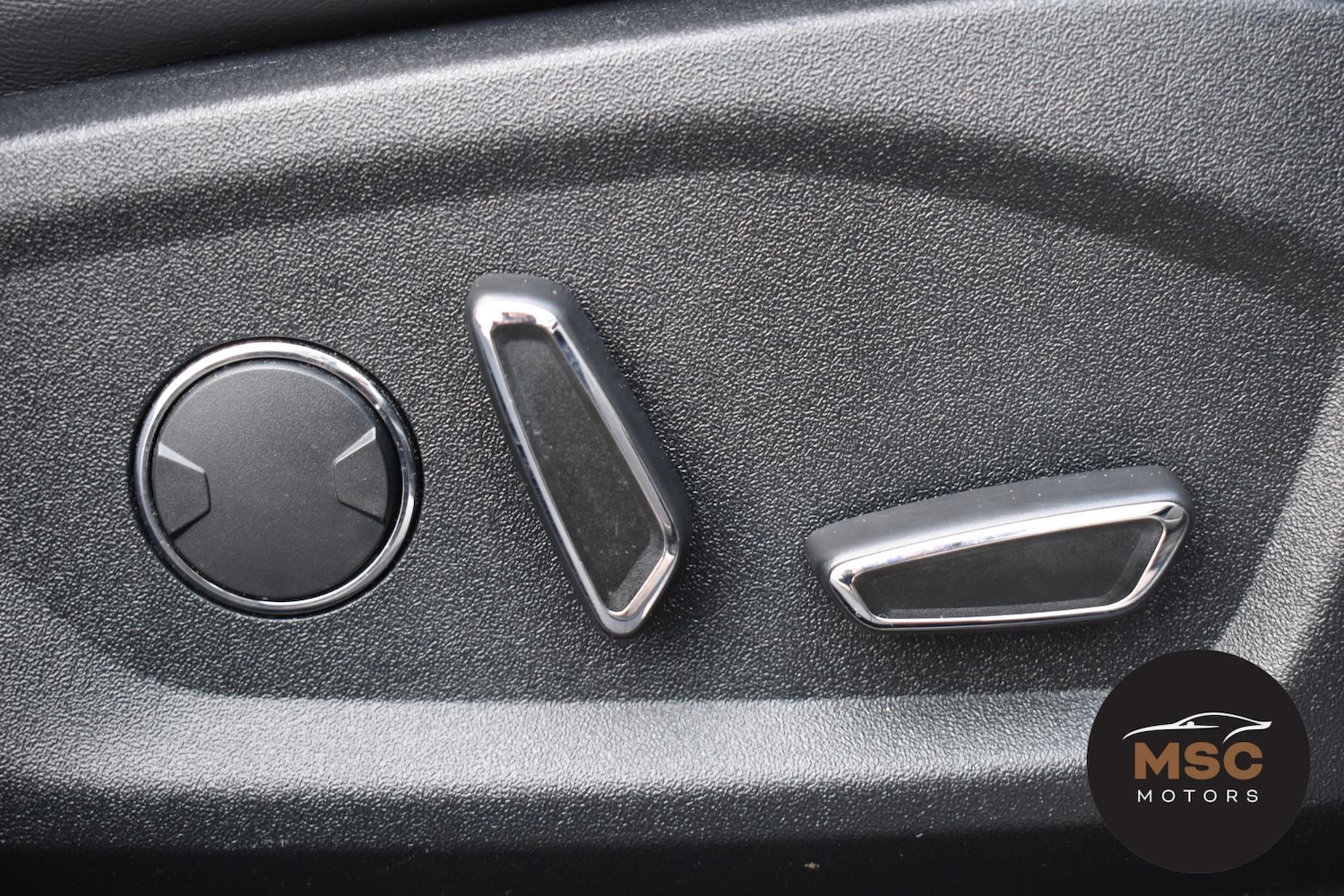 Used Ford Edge 2017 for sale - 77248146: Photo 32