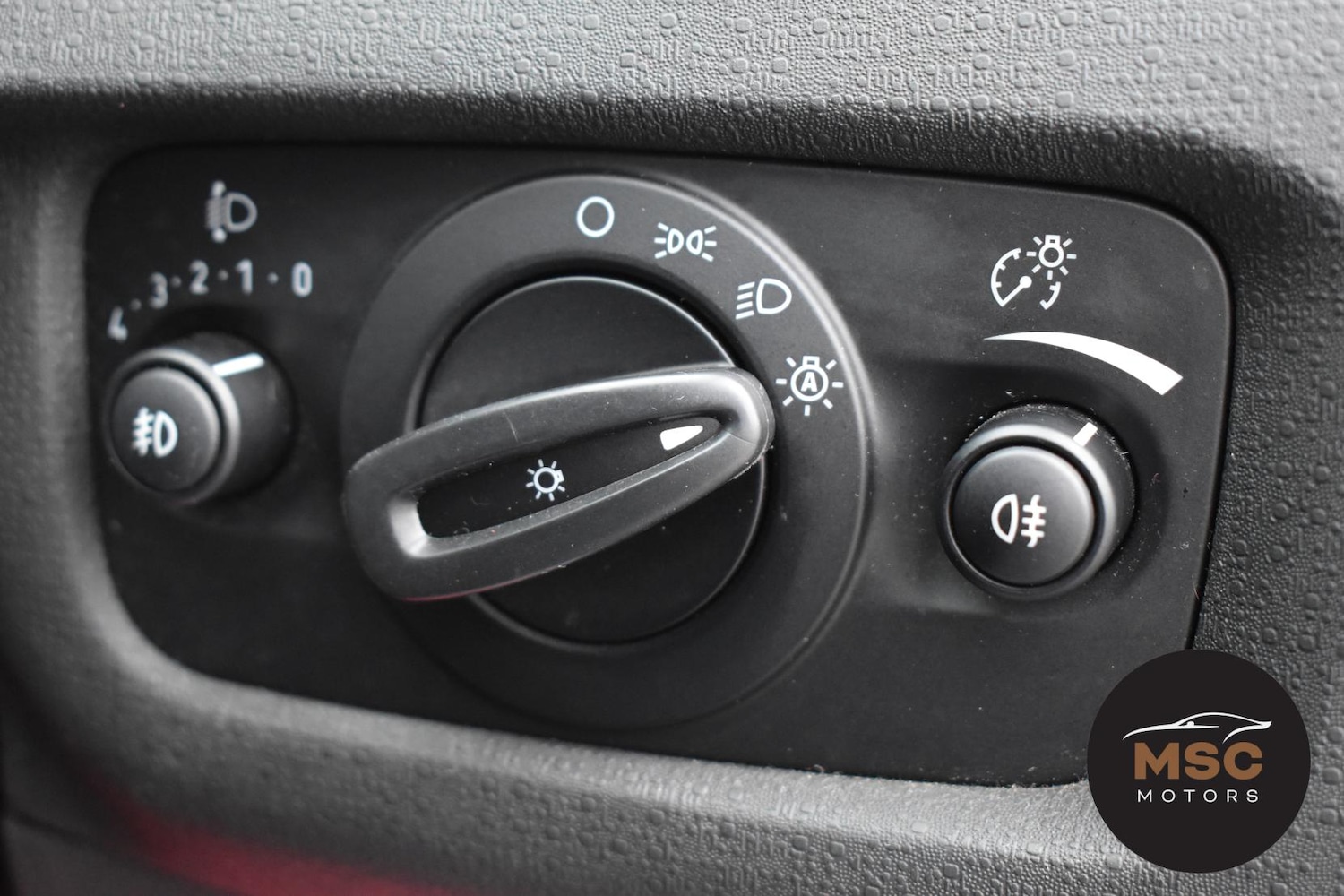 Used Ford Fiesta 2014 for sale - 77435304: Photo 37