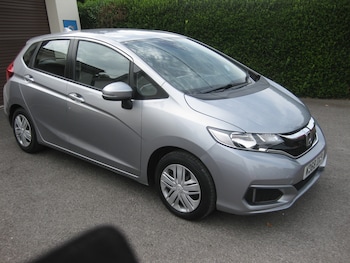 Used Honda Jazz 2018 for sale - 79111086: Photo
