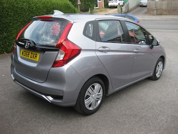 Used Honda Jazz 2018 for sale - 79111086: Photo