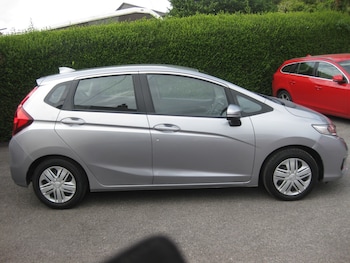 Used Honda Jazz 2018 for sale - 79111086: Photo