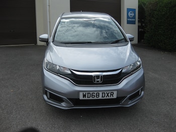 Used Honda Jazz 2018 for sale - 79111086: Photo
