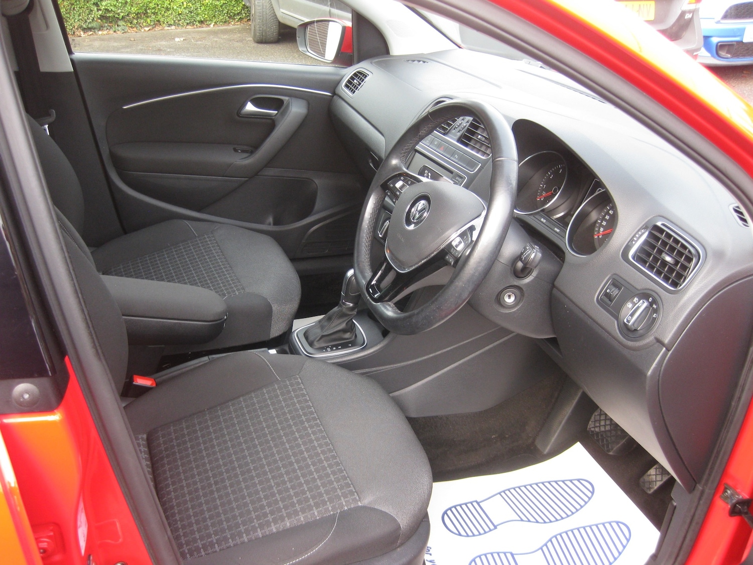 Used Volkswagen Polo 2014 for sale - 76494989: Photo 11