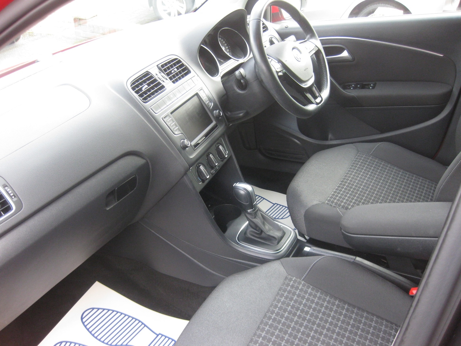 Used Volkswagen Polo 2014 for sale - 76494989: Photo 15