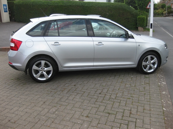 Used Skoda Rapid Spaceback 2015 for sale - 74848219: Photo 1