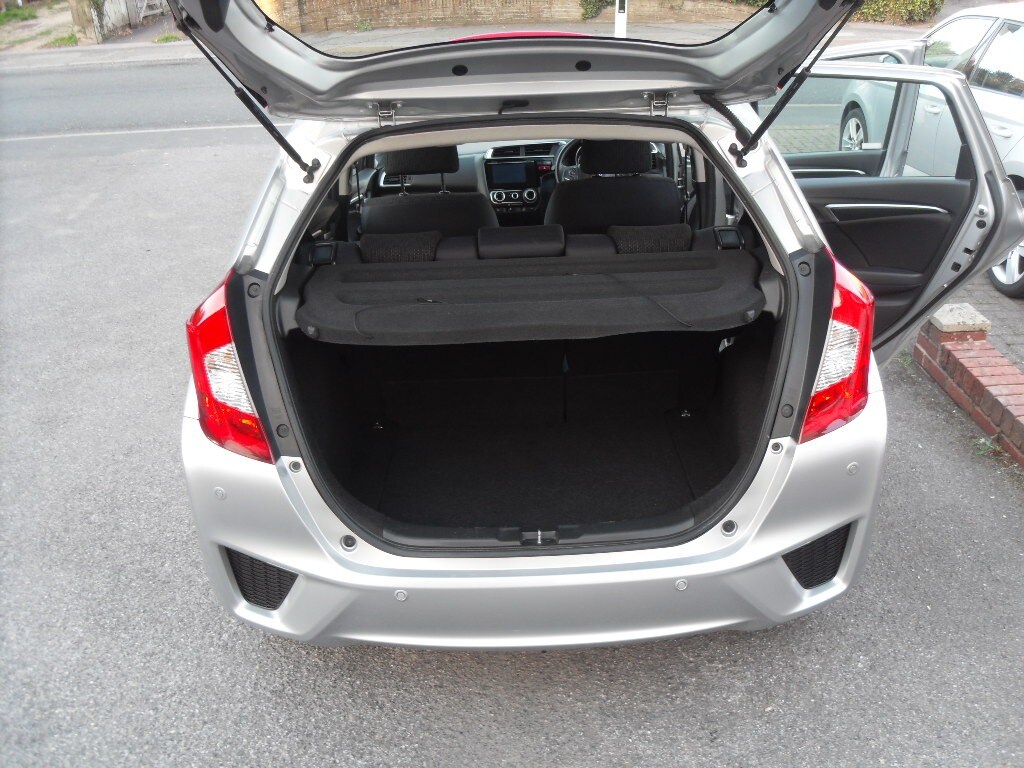 Used Honda Jazz 2016 for sale - 76096948: Photo 12