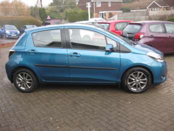 Used Toyota Yaris 2014 for sale - 73928882: Photo