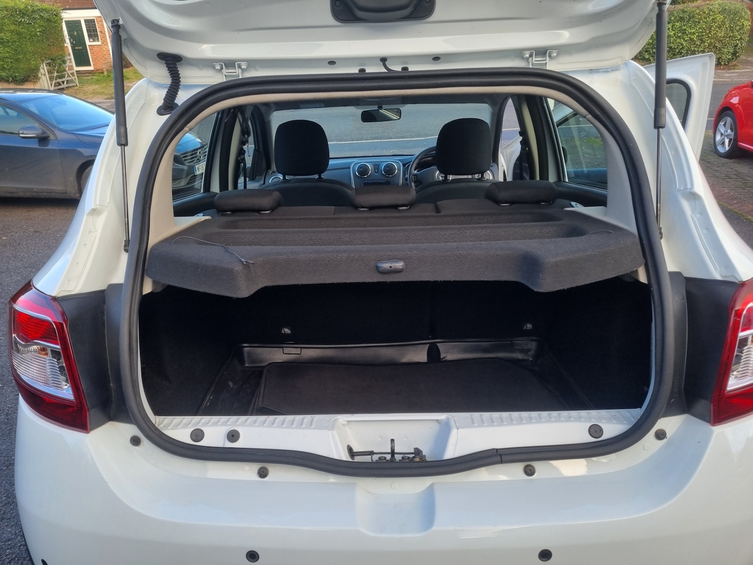 Used Dacia Sandero Stepway 2016 for sale - 76896828: Photo 12